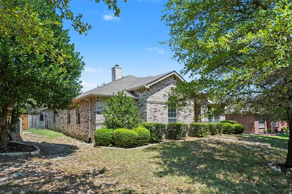 1333 Illinois Avenue Lancaster, TX 75134