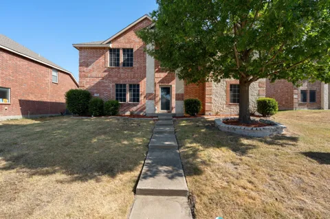 204 Rosewood Court