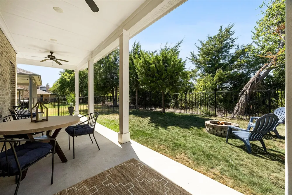 3552 Golden Bell Court Heath, TX 75126