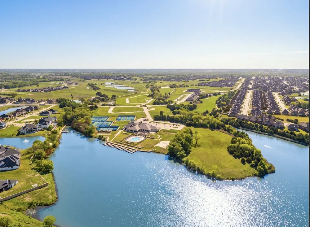 3552 Golden Bell Court Heath, TX 75126