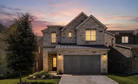 3552 Golden Bell Court