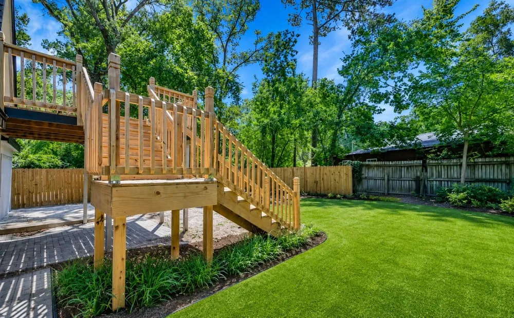 408 Commanche Road Conroe, TX 77316