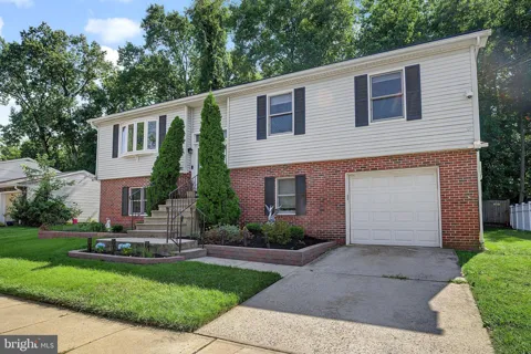 71 HOMAN AVENUE