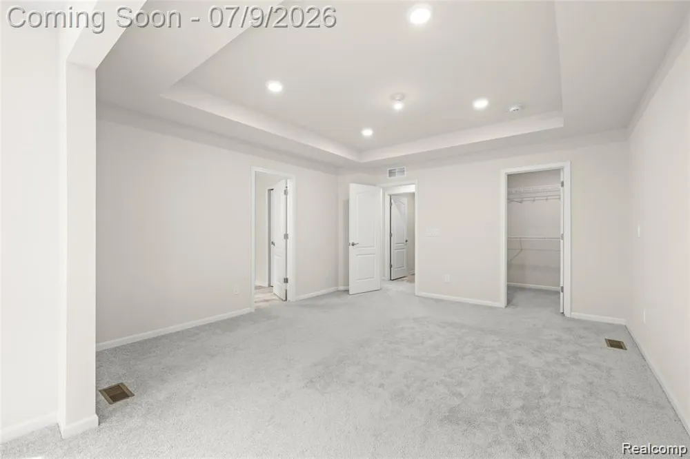 208 ADDISON CIRCLE Commerce Charter Township, MI 48390