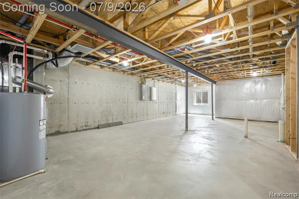 208 ADDISON CIRCLE Commerce Charter Township, MI 48390