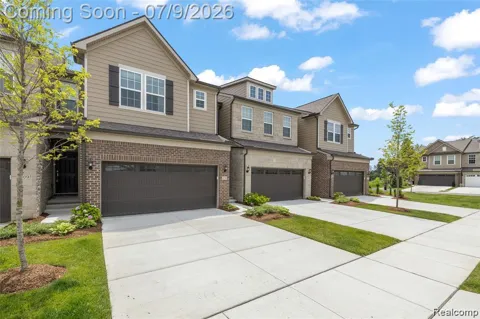 208 ADDISON CIRCLE