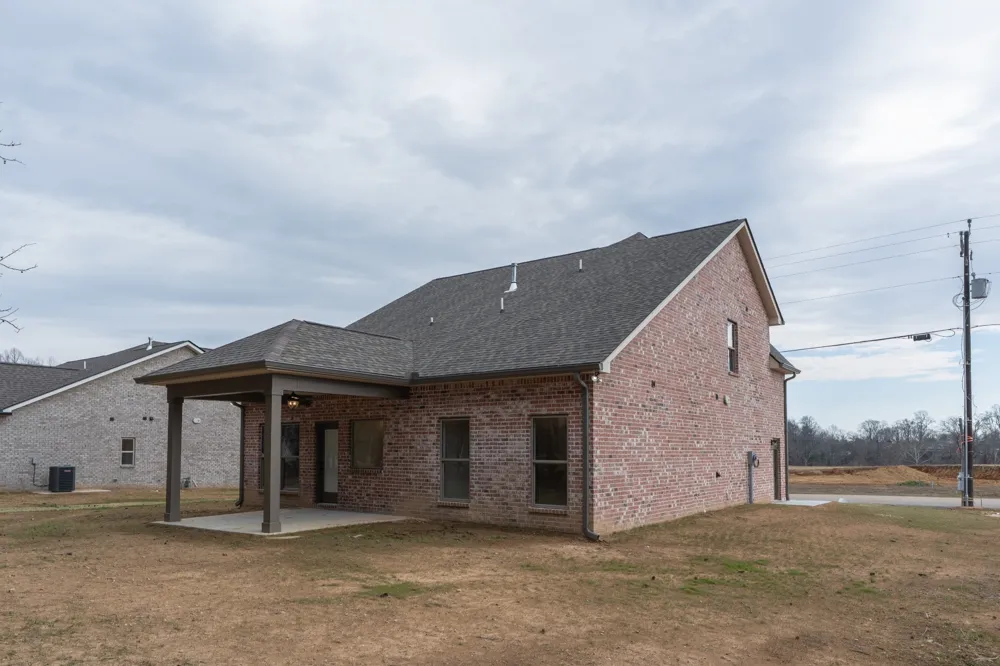 347 Estates Drive Smithville, TN 37166