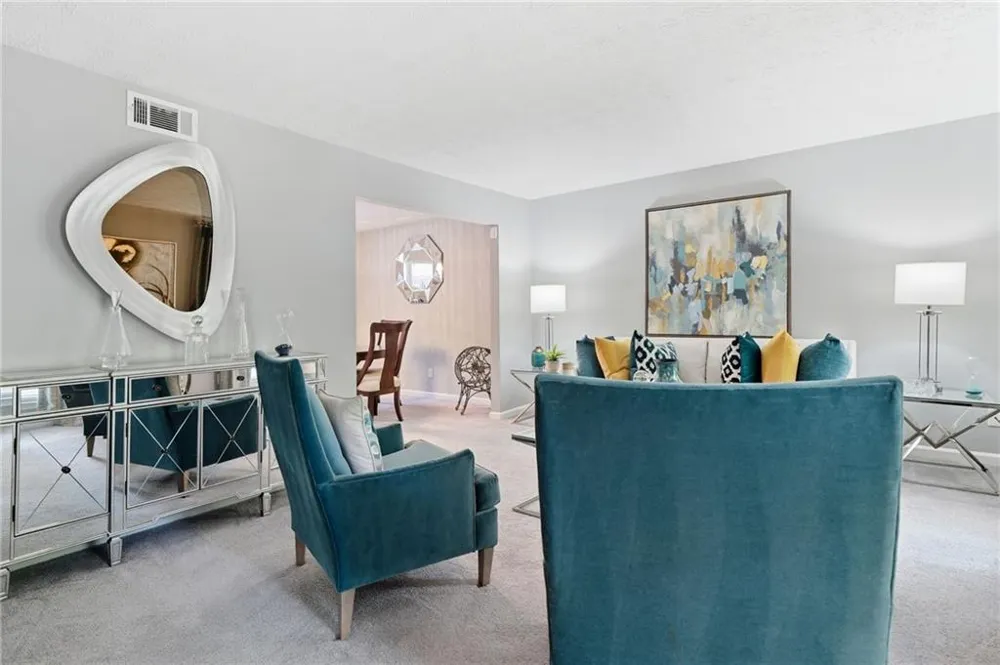 325 Ivy Mill Court Roswell, GA 30076