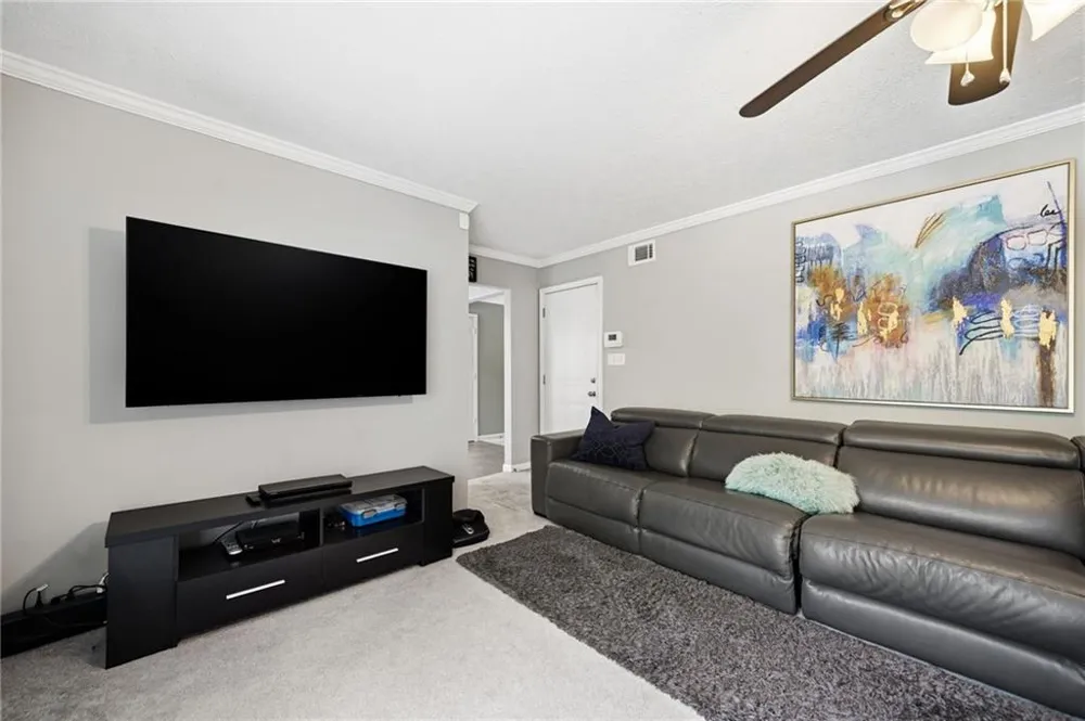 325 Ivy Mill Court Roswell, GA 30076