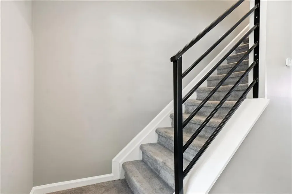 325 Ivy Mill Court Roswell, GA 30076