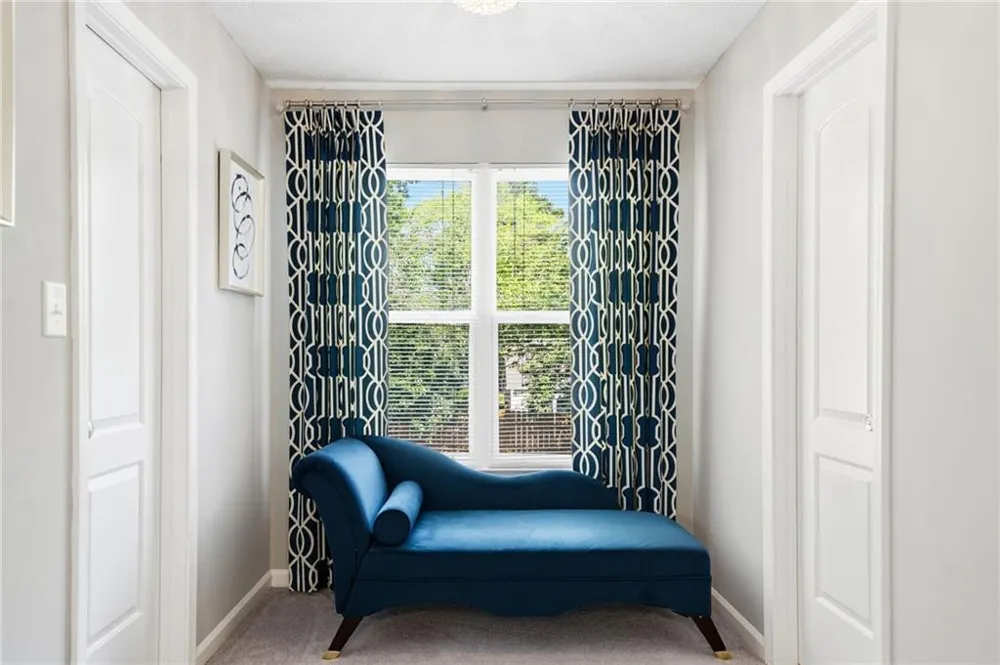 325 Ivy Mill Court Roswell, GA 30076