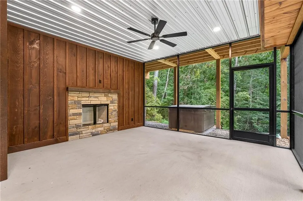 287 Lakeview Circle Morganton, GA 30560