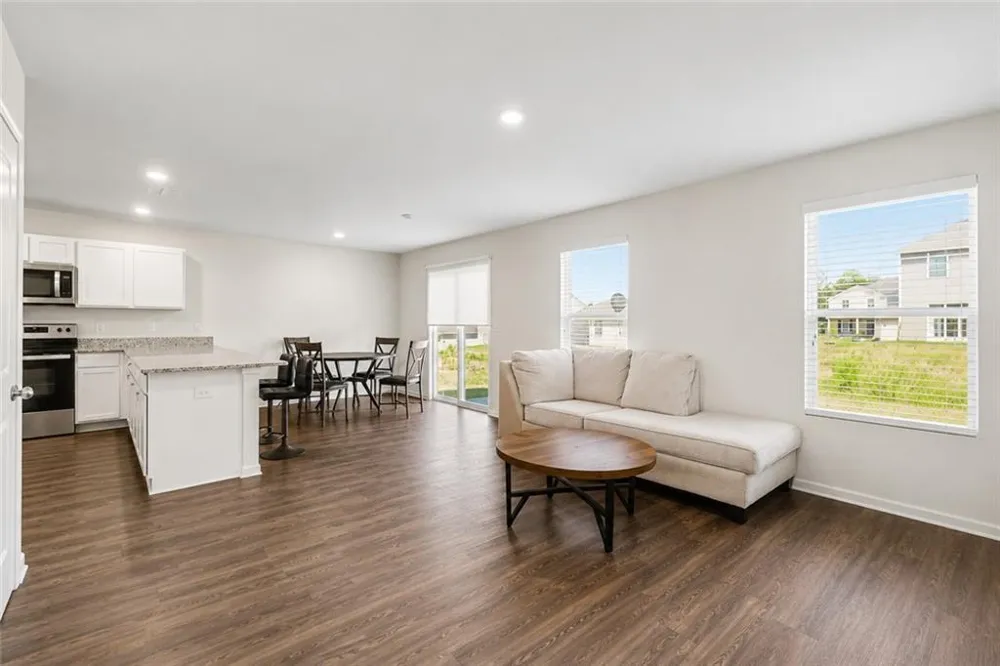 626 Tudor Street Kingston, GA 30145
