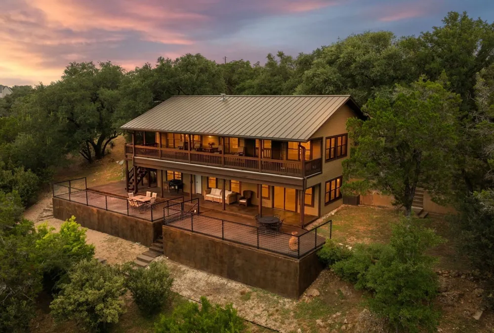 129 Jewel Lane Spicewood, TX 78669