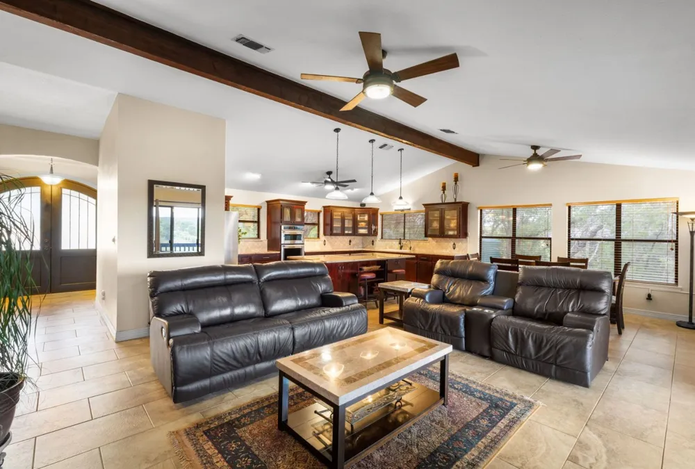 129 Jewel Lane Spicewood, TX 78669