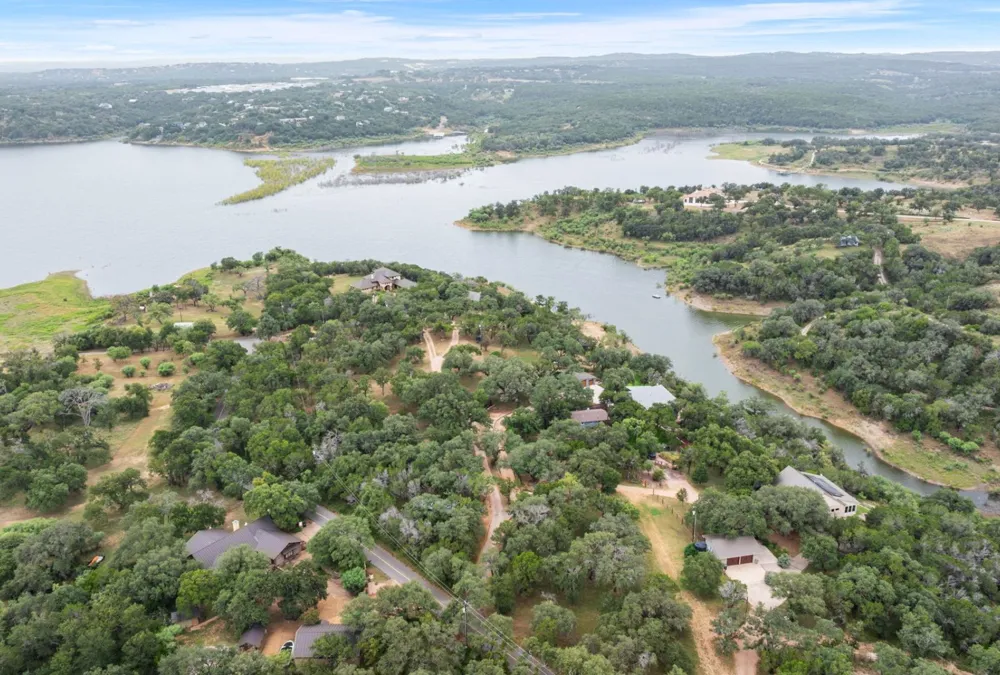129 Jewel Lane Spicewood, TX 78669
