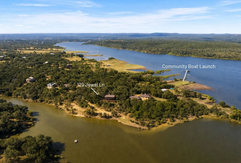129 Jewel Lane Spicewood, TX 78669