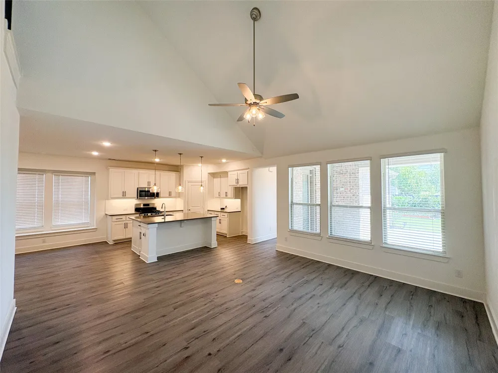 1741 Horseshoe Lane Van Alstyne, TX 75495