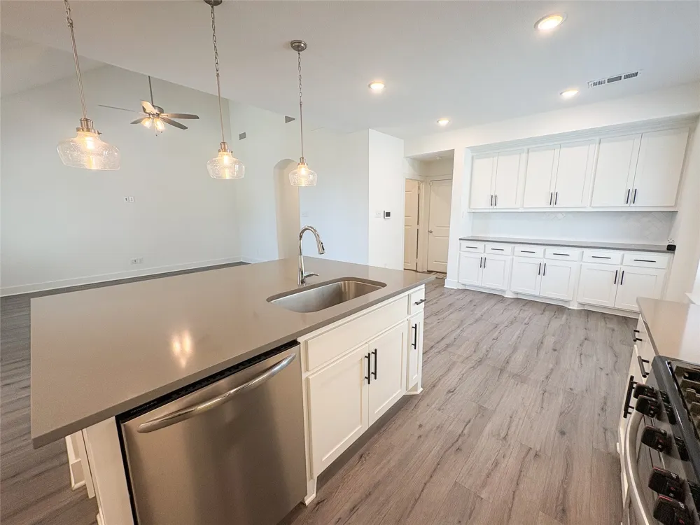 1741 Horseshoe Lane Van Alstyne, TX 75495