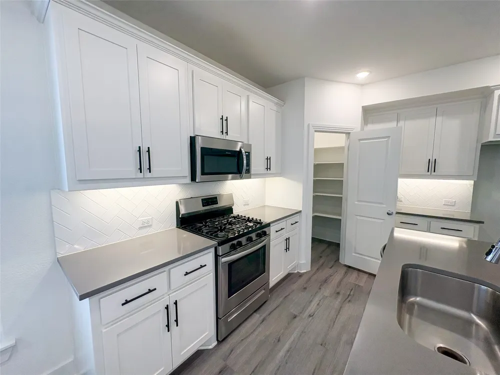 1741 Horseshoe Lane Van Alstyne, TX 75495