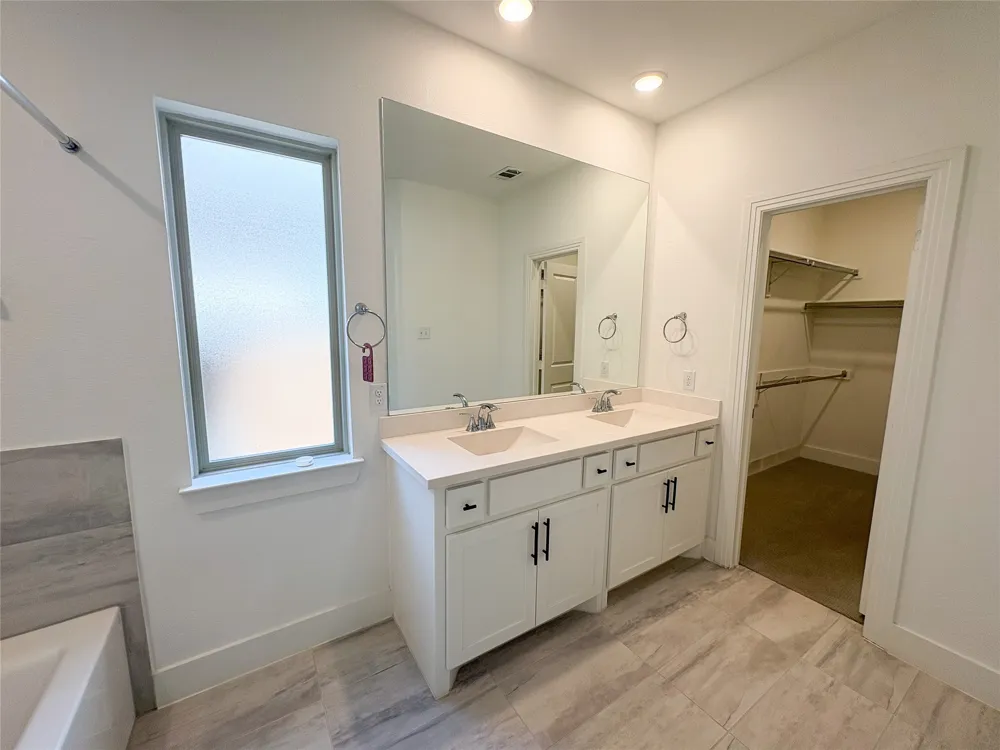 1741 Horseshoe Lane Van Alstyne, TX 75495