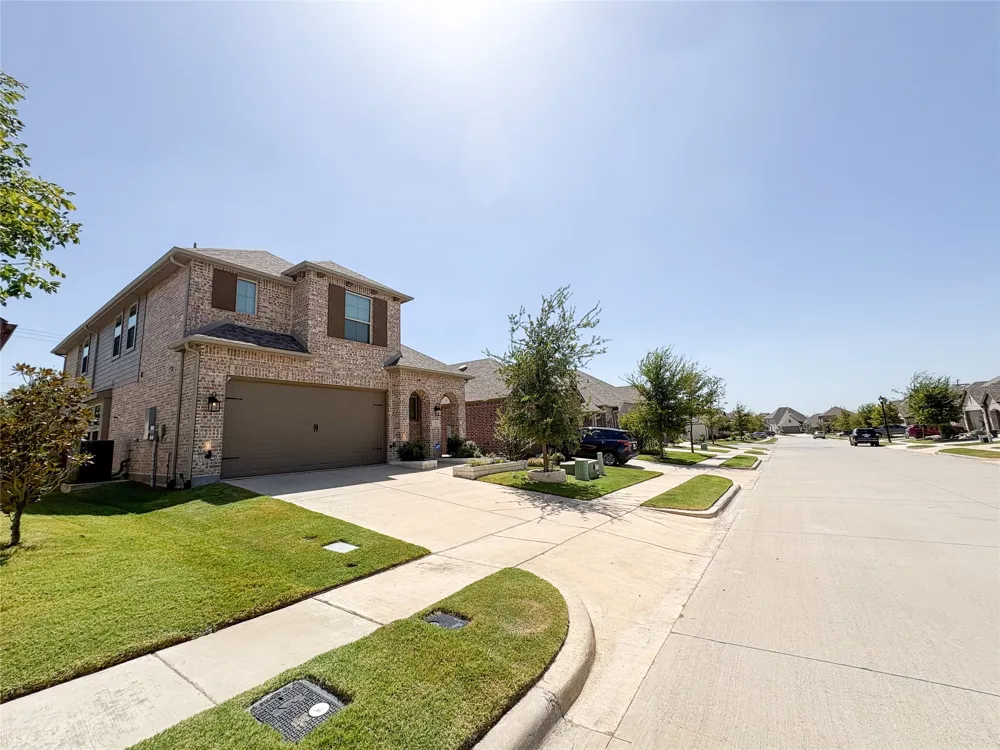 1741 Horseshoe Lane Van Alstyne, TX 75495