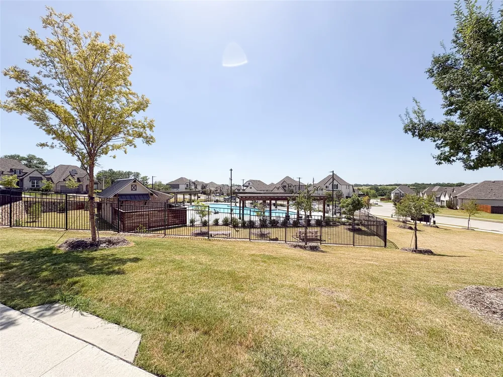 1741 Horseshoe Lane Van Alstyne, TX 75495