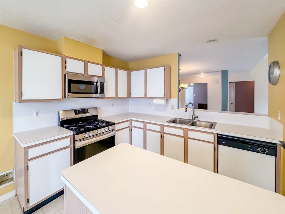6835 Haven Creek Drive Katy, TX 77449