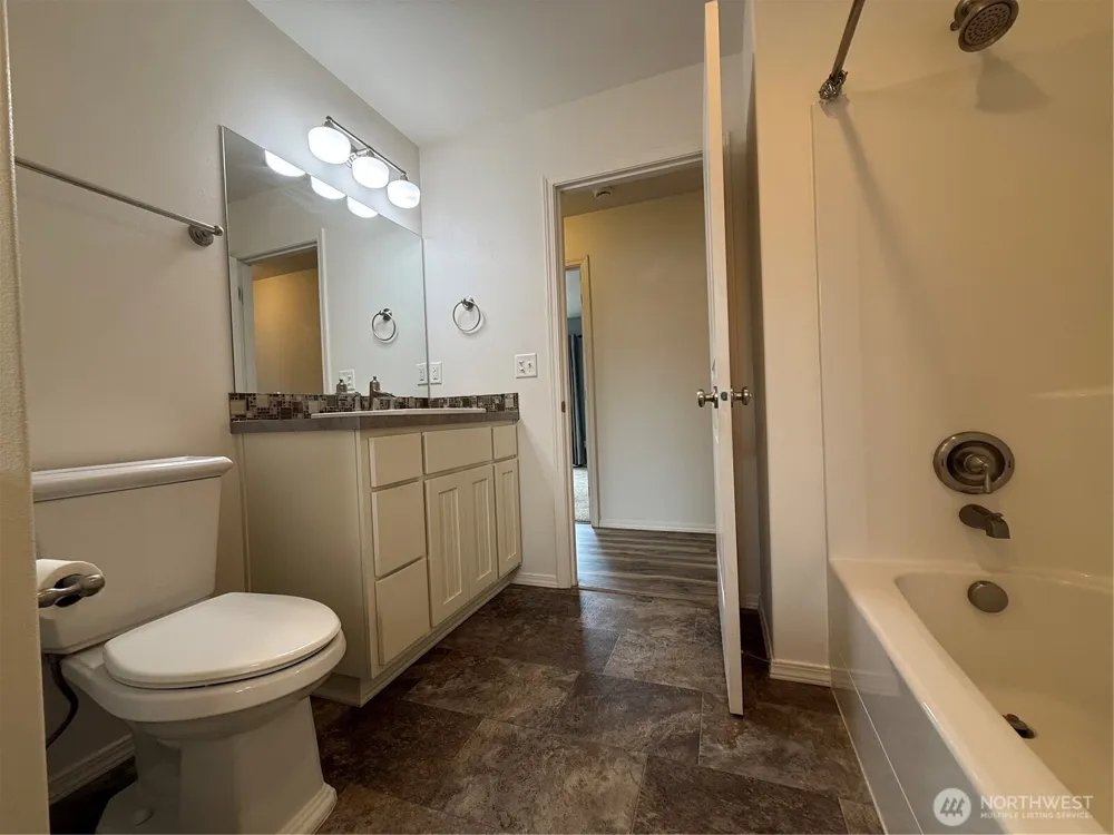 26209 Place Ocean Park, WA 98640