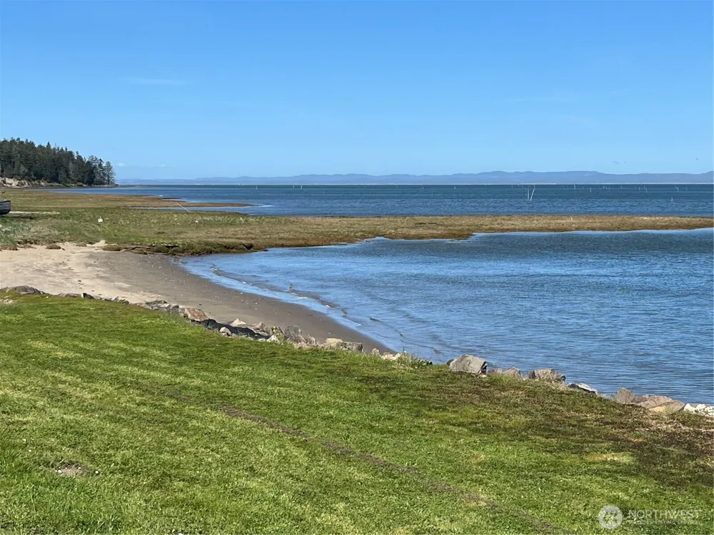 26209 Place Ocean Park, WA 98640