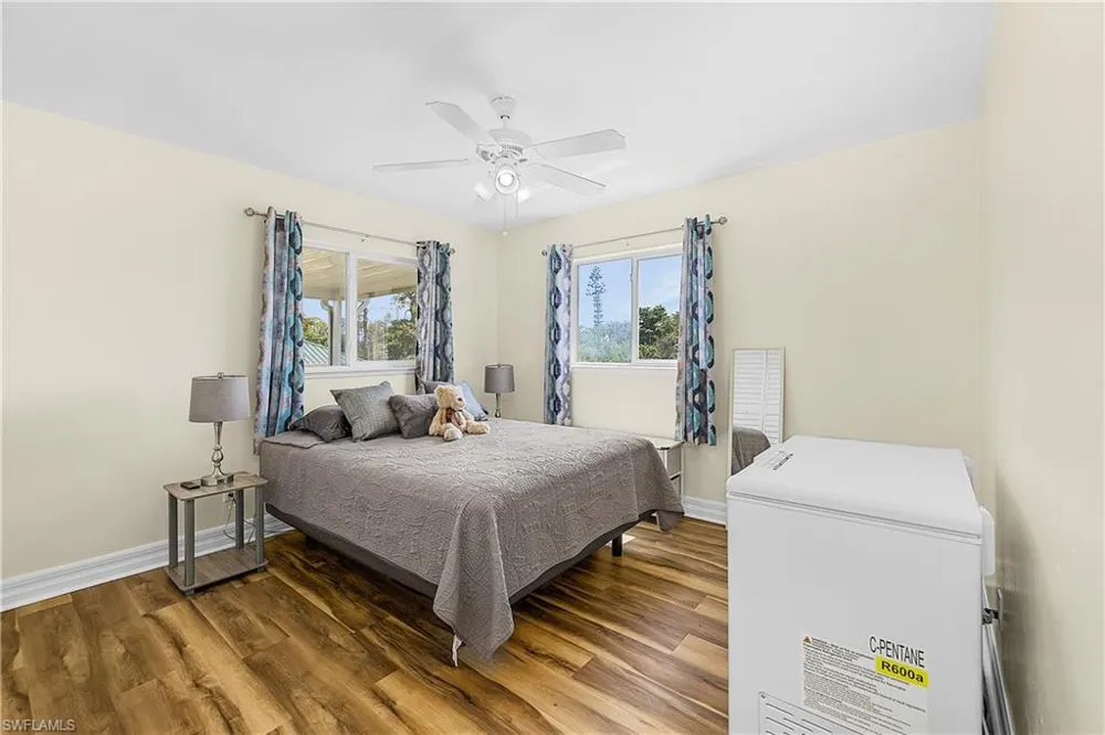 8500 Redwood Drive St. James City, FL 33956