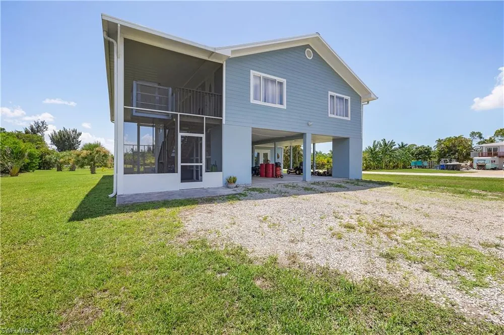 8500 Redwood Drive St. James City, FL 33956