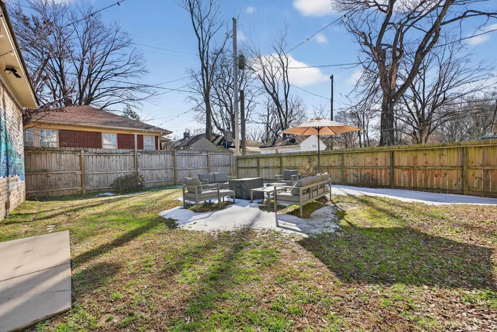 668 HAWTHORNE ST Memphis, TN 38107