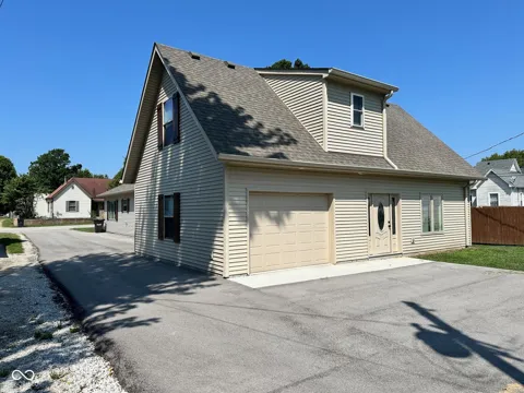 103 S Nebraska Street