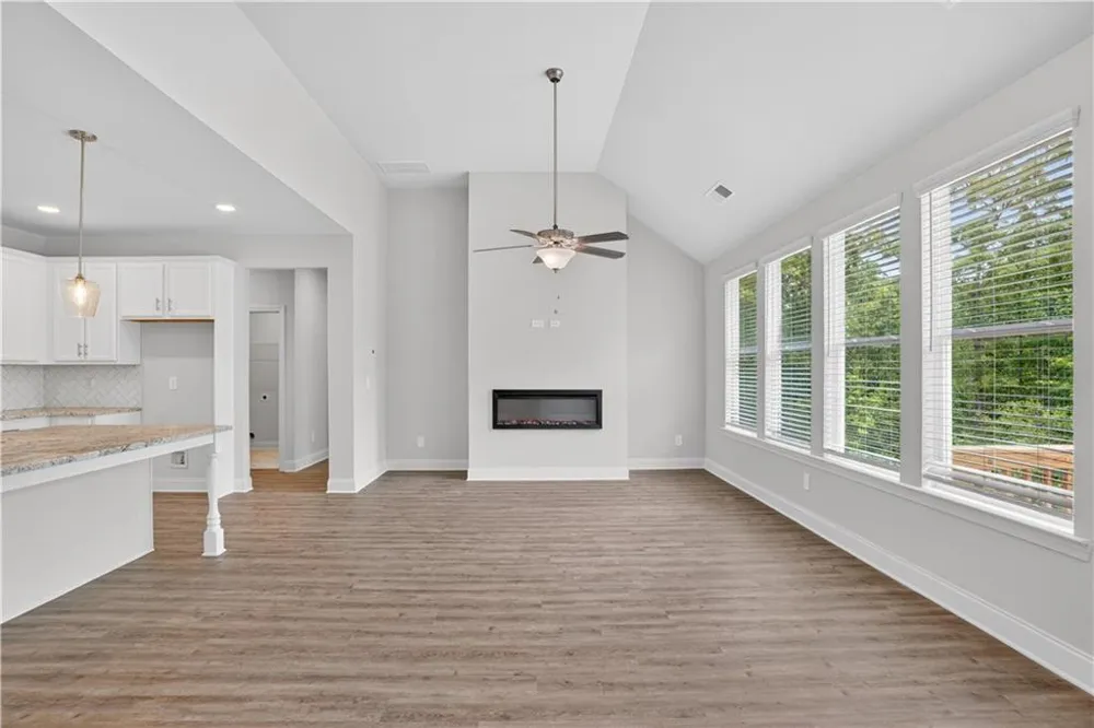 24 Glengarry Ct Lot 249 Adairsville, GA 30103