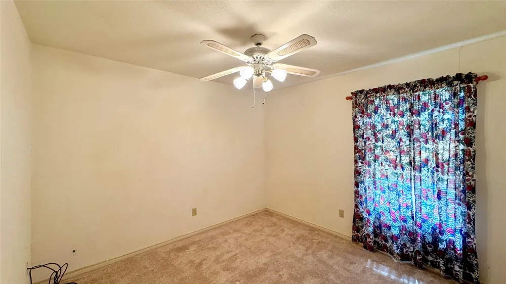 1809 Westgate Drive Terrell, TX 75160