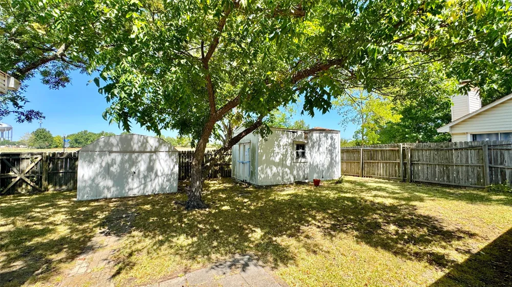 1809 Westgate Drive Terrell, TX 75160