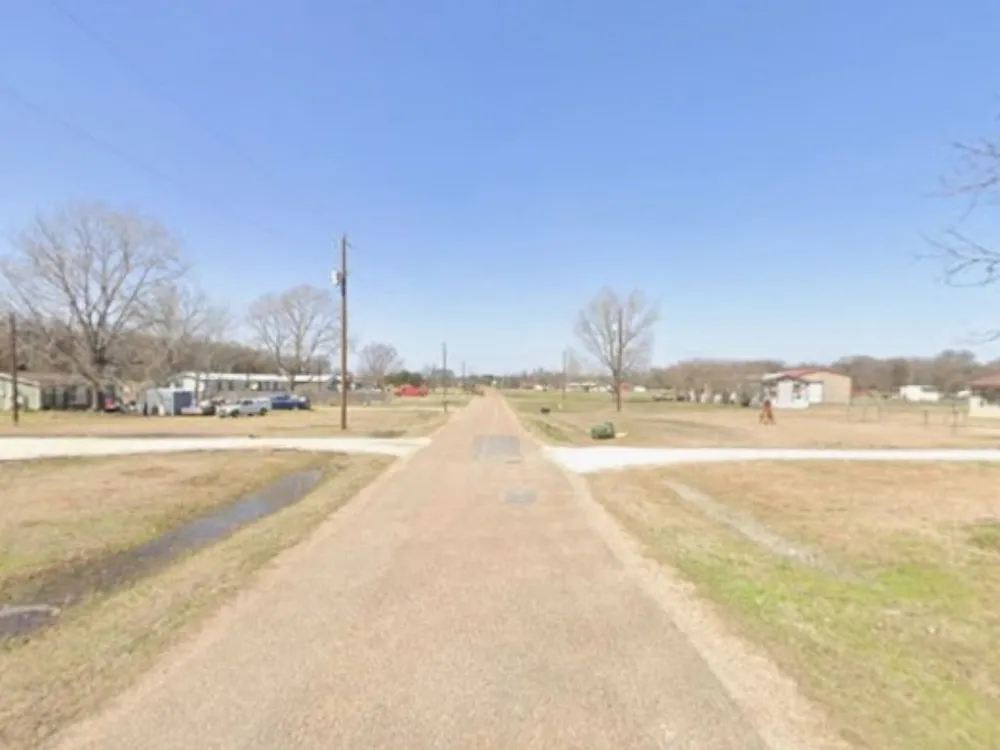 172 Joanne Drive Gholson, TX 76705