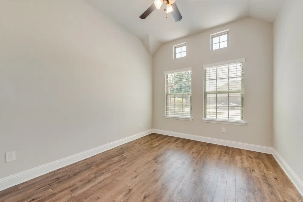 1812 Fair Oaks Lane Royse City, TX 75189