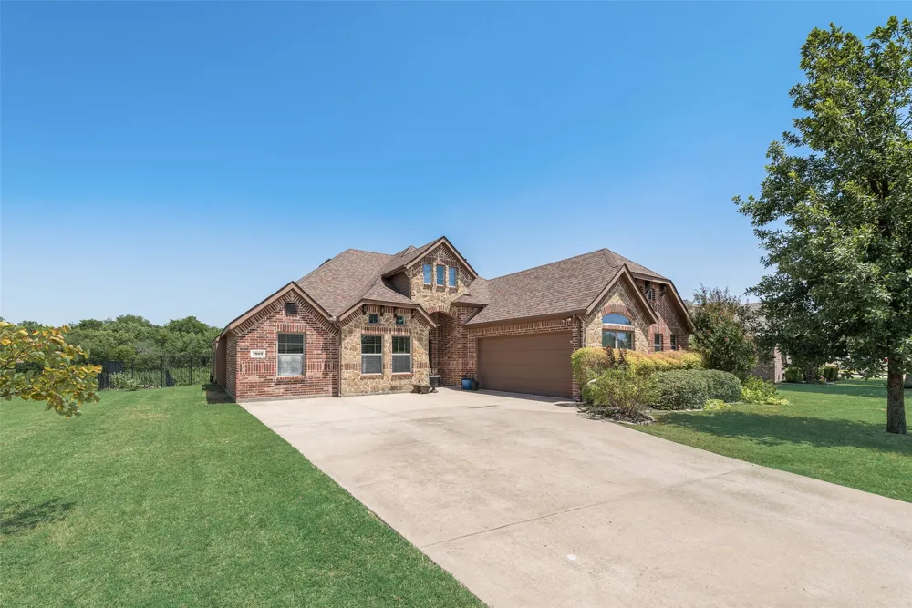 1812 Fair Oaks Lane Royse City, TX 75189