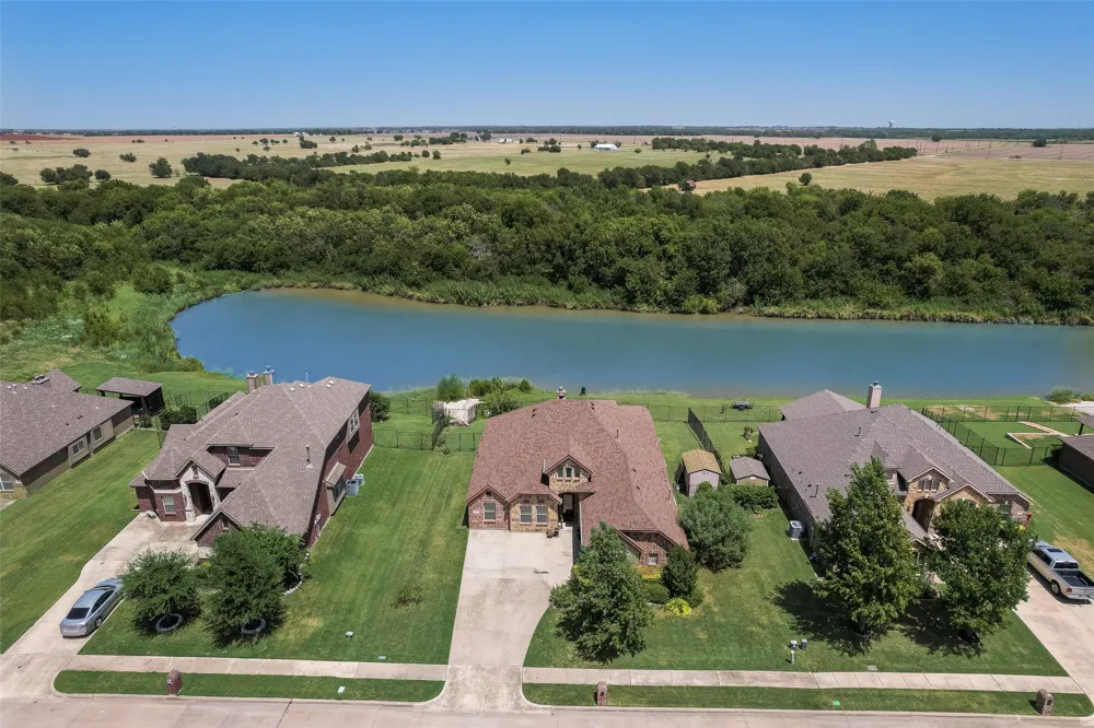 1812 Fair Oaks Lane Royse City, TX 75189
