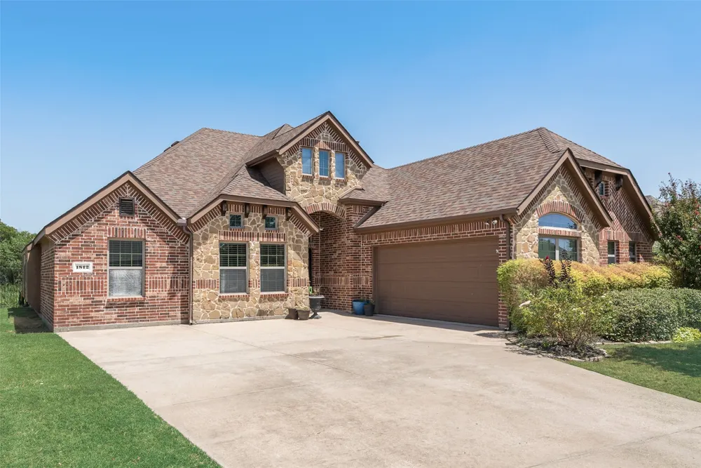 1812 Fair Oaks Lane Royse City, TX 75189