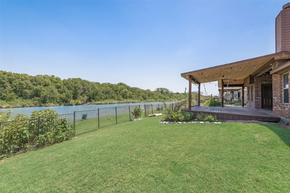 1812 Fair Oaks Lane Royse City, TX 75189