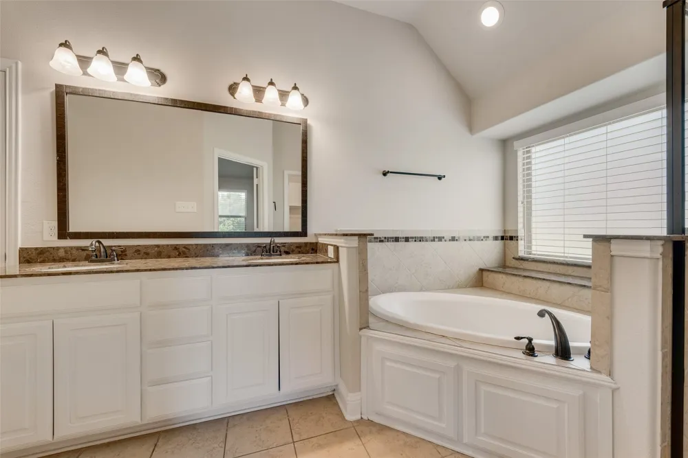 1812 Fair Oaks Lane Royse City, TX 75189