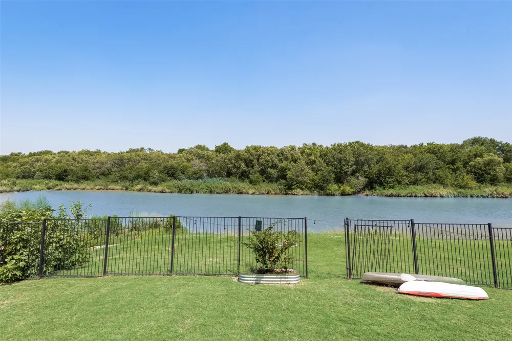 1812 Fair Oaks Lane Royse City, TX 75189