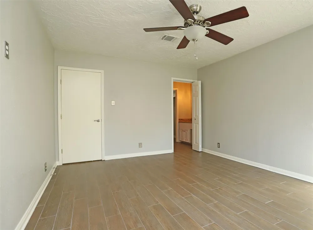 12870 Westella Drive Houston, TX 77077