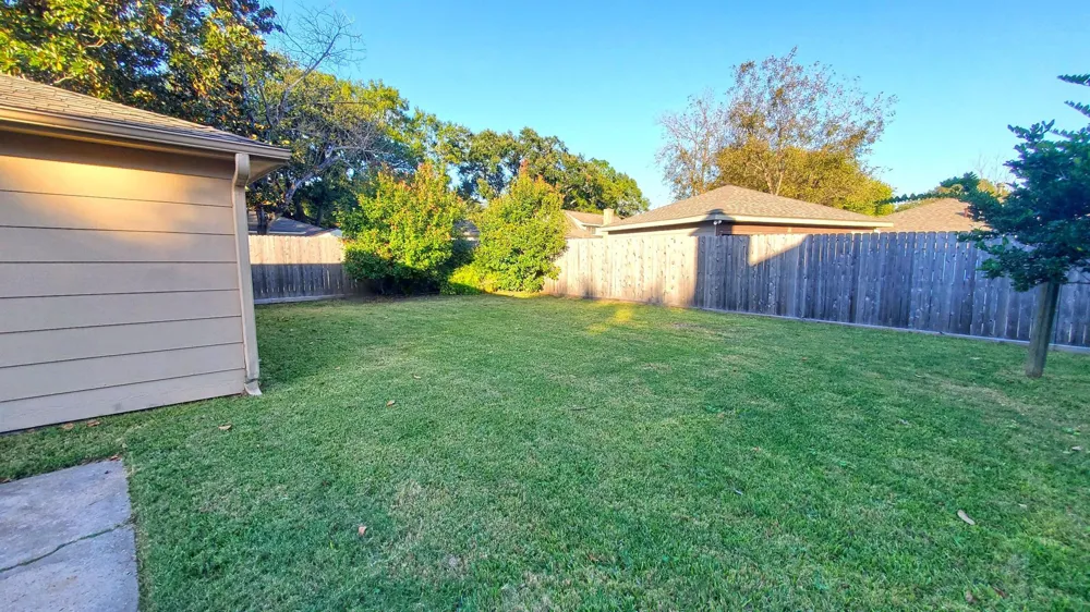 12870 Westella Drive Houston, TX 77077
