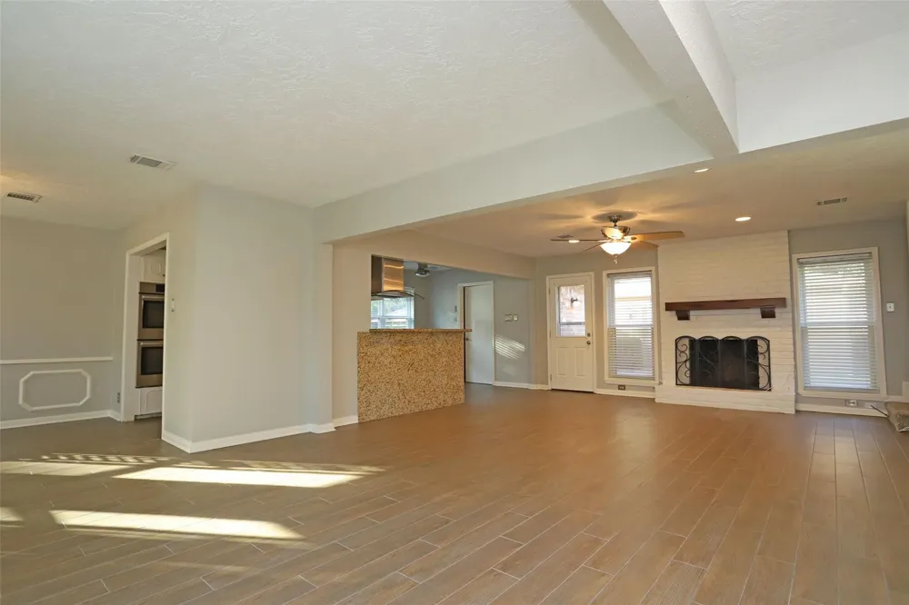 12870 Westella Drive Houston, TX 77077