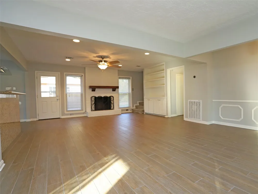 12870 Westella Drive Houston, TX 77077