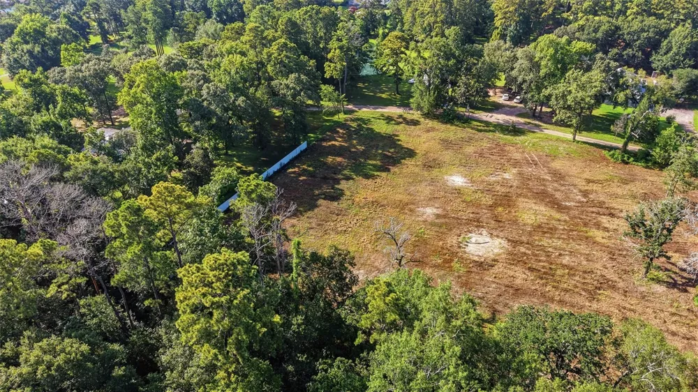 24763 Plantation Estates Circle Porter, TX 77365